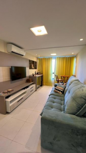 Apartamento espetacular na MELHOR praia da Bahia, GUARAJUBA é uma das únicas praias com selo azul do Brasil -Luxo, lazer, diversão e tranquilidade! Projetado para que você tenha a melhor experiência e